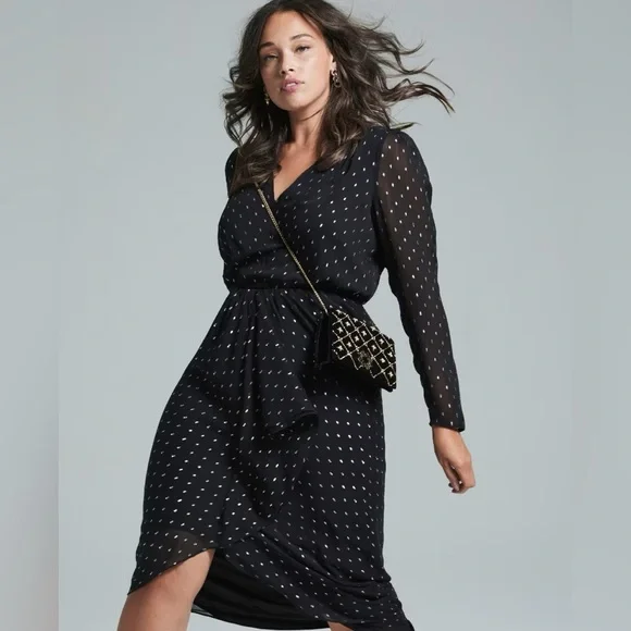whbm midi dress Women's Strapless Fit + Flare Midi Dress in Black size 18